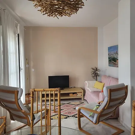 En El Centro Con Garaje, Terraza, Wifi, Climatizacion Y Piscina * Sanlúcar de Barrameda